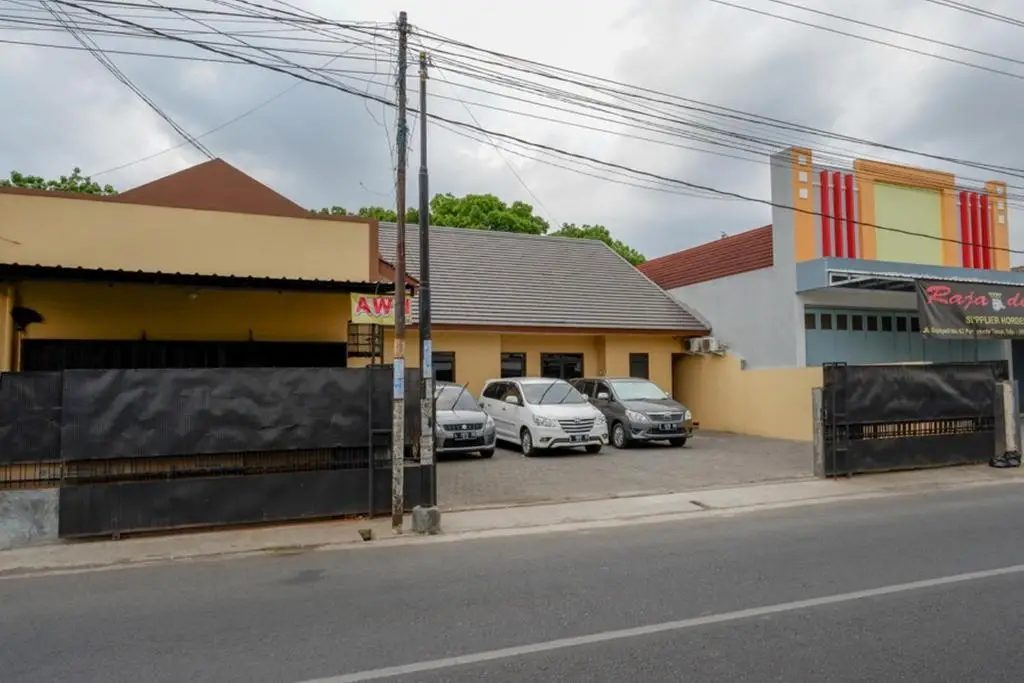 RedDoorz near Living Plaza Purwokerto — фото 1