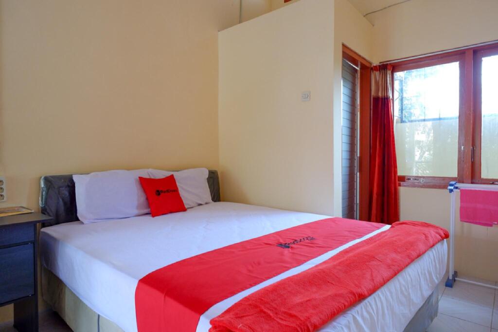 Баньюмас: RedDoorz Syariah near Alun Alun Purwokerto