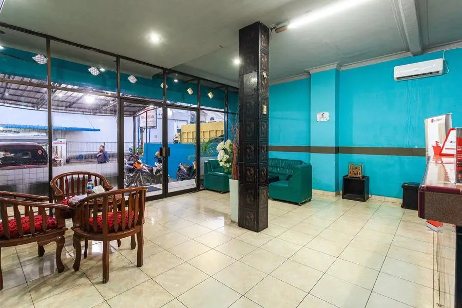 Медан: RedDoorz near Yuki Simpang Raya Mall Medan 2