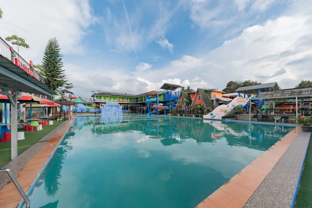 Ванаяса: Formerly Reddoorz Resort Syariah Jaya Tirta Abadi