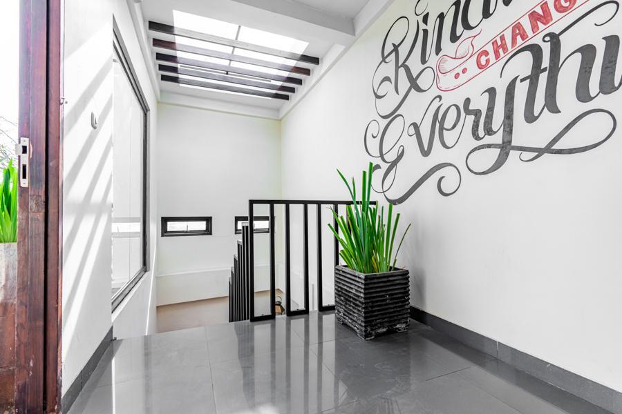 Макассар: RedDoorz Hostel @ POD House Makassar