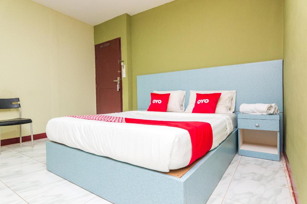 Батам: OYO 1703 Terang Bintang Hotel
