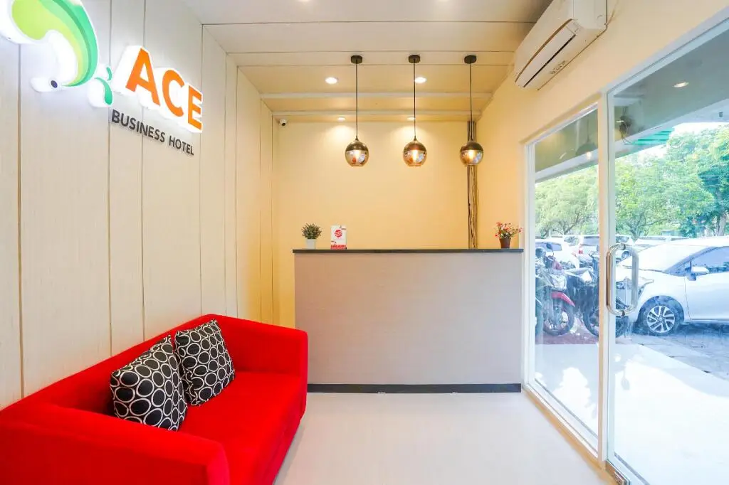 Сурабая: Ace Business Hotel Galaxy Syariah