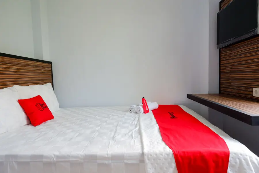 Кендари: RedDoorz near Taman Kota Kendari