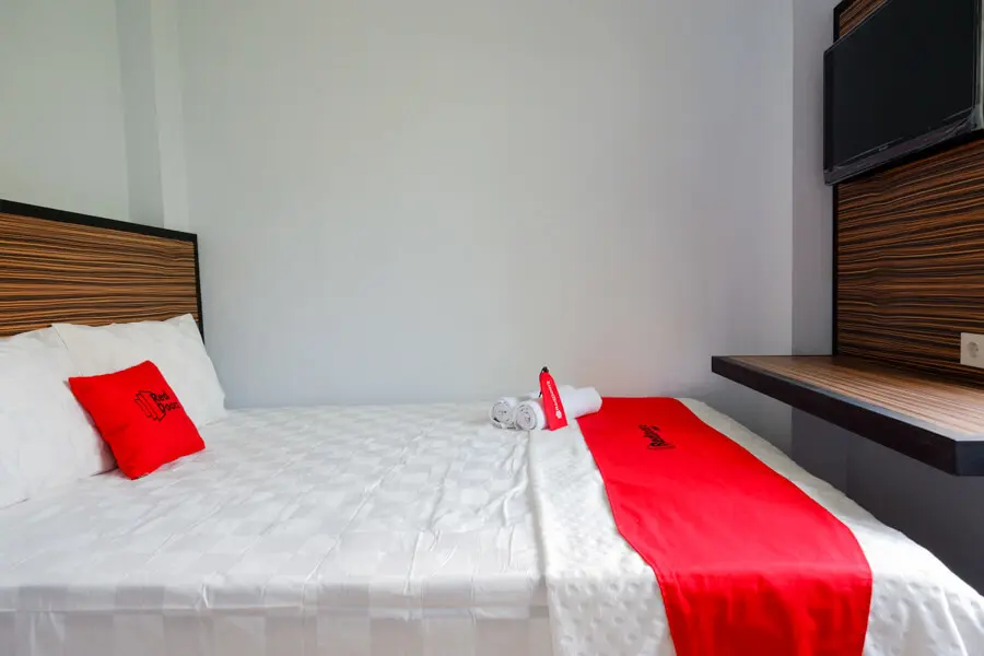 Кендари: RedDoorz near Taman Kota Kendari