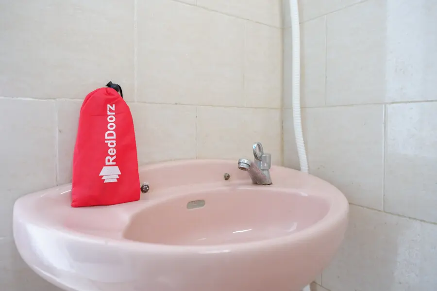 Кендари: RedDoorz near Taman Kota Kendari