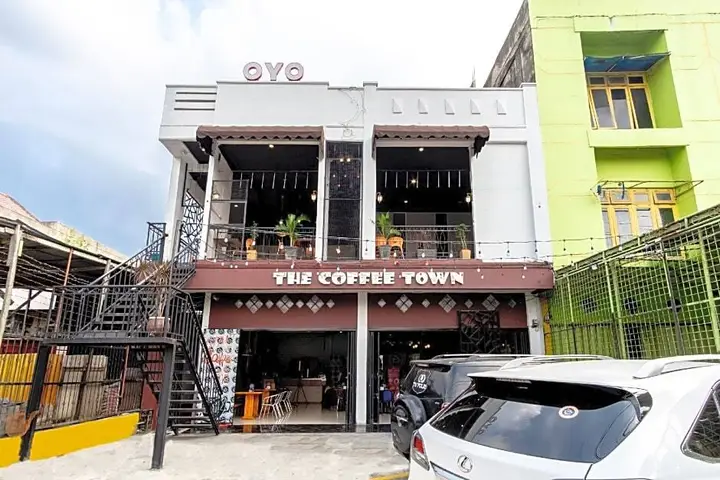 Медан: OYO 1668 Yvel Homestay