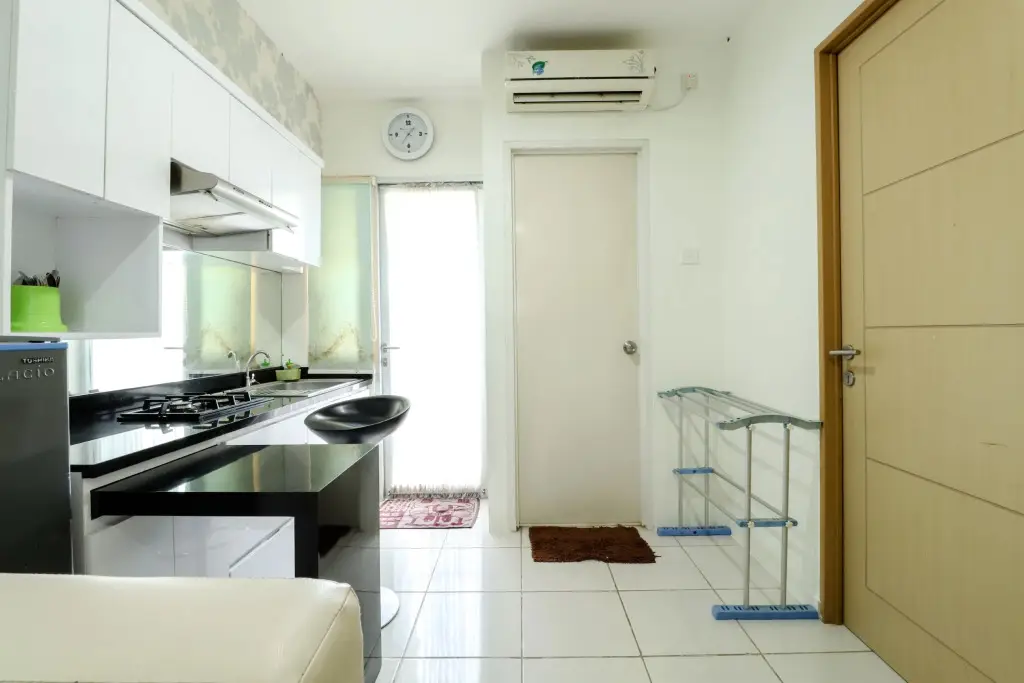 Сурабая: Apartment Educity by Rava Home