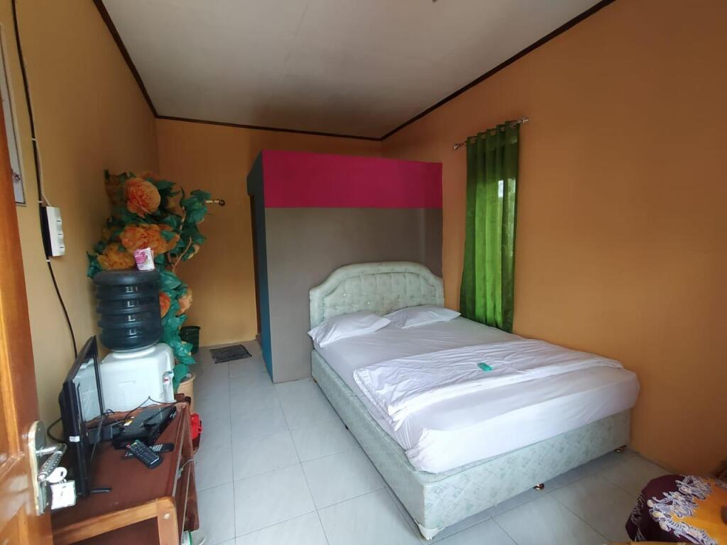 Чиатер: Pondok Yanti Sari RedPartner