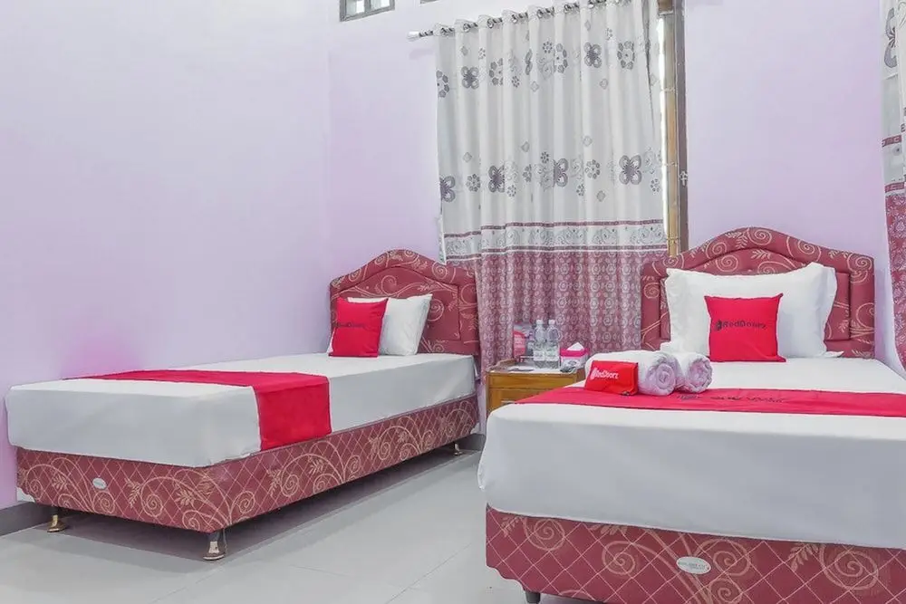 Чиребон: RedDoorz Syariah @ Puri Kalijaga Street