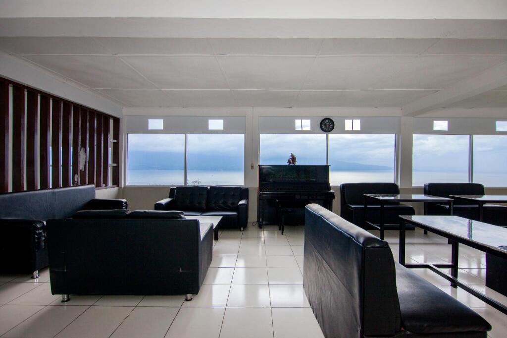 Озеро Тоба: OYO 1677 Gapura Hotel