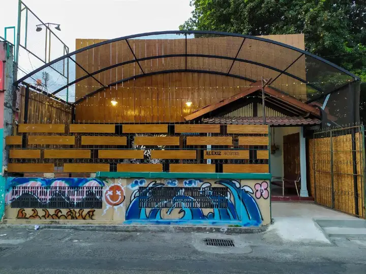 Джокьякарта: Alexiz Hostel