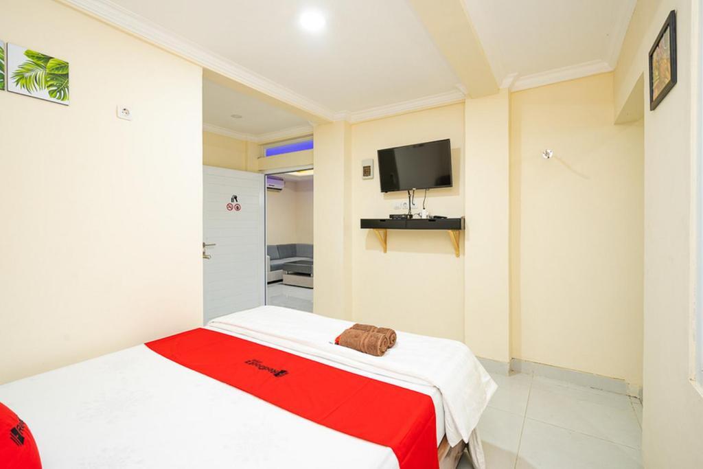 Богор: RedDoorz Syariah near Exit Toll Ciawi