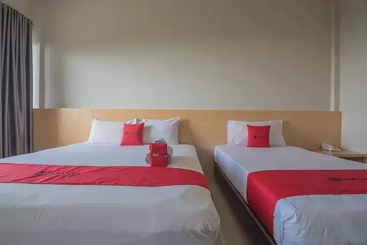 Сукарайя: RedDoorz Premium @ Fafa Hills Resort Puncak