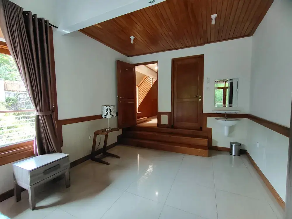 Бандунг: Tirtasari Nice Guesthouse 2