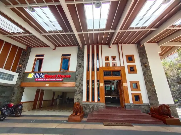 Бандунг: Tirtasari Nice Guesthouse 2