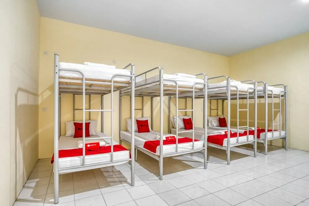 Медан: RedDoorz Plus near RSUD Dr. Pirngadi Medan 2