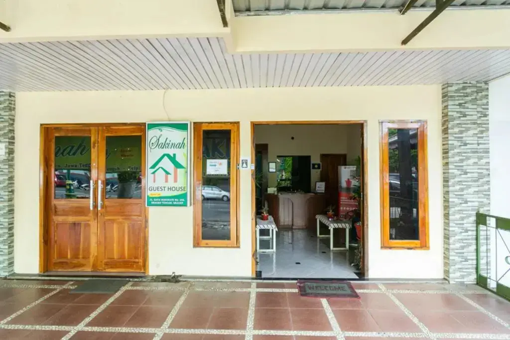 Сраген: RedDoorz Syariah @ Sakinah Guesthouse