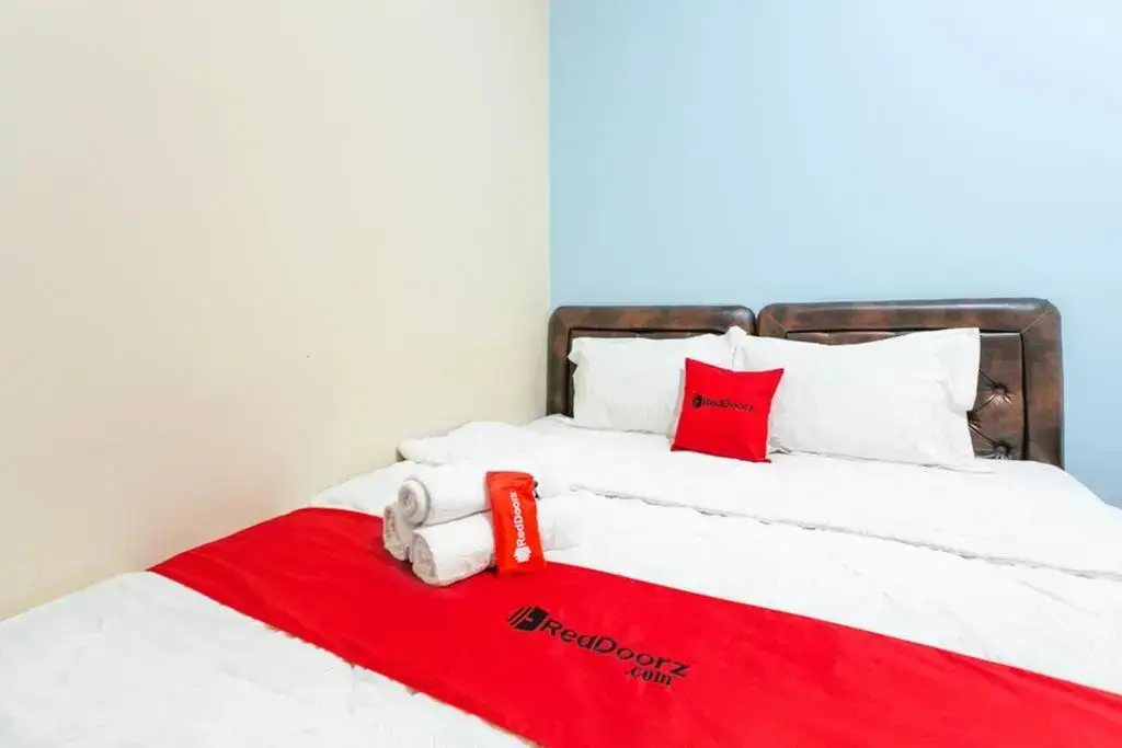 Сраген: RedDoorz Syariah @ Sakinah Guesthouse