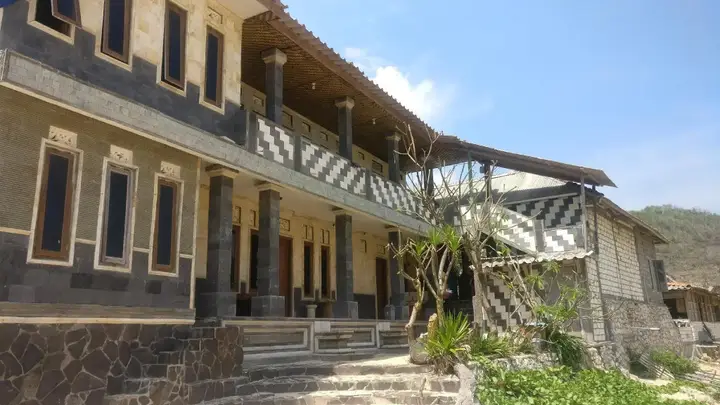Вoнoсари: Hotel Kampoeng Drini