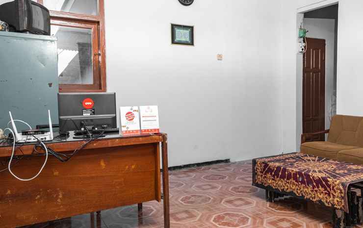 Надисари: OYO 1719 Penginapan Rizky