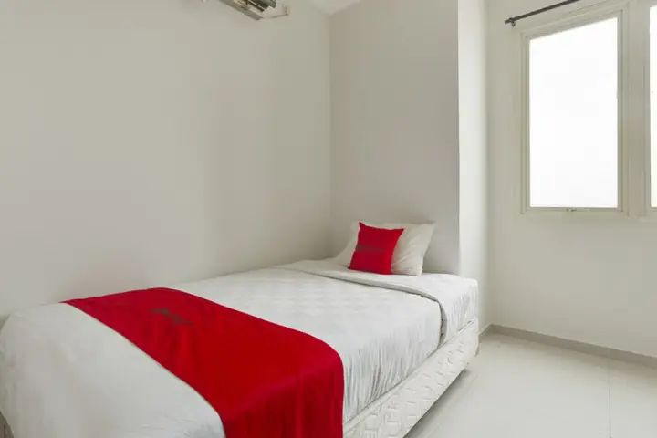Сурабая: RedDoorz Apartment near Grand City Mall