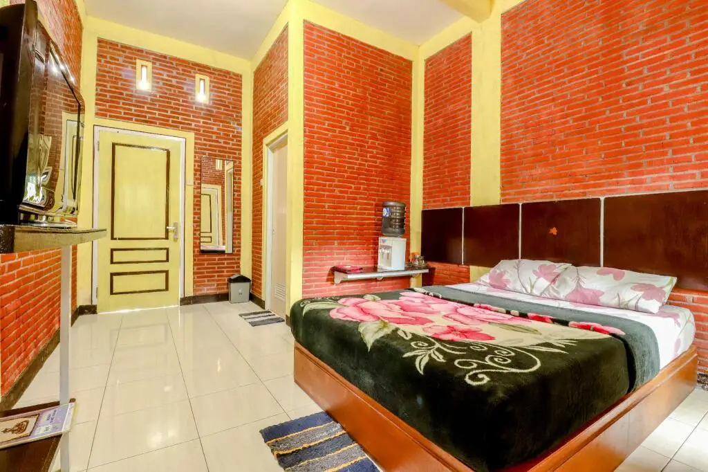 Бату: Room Stay Cempaka Mulya