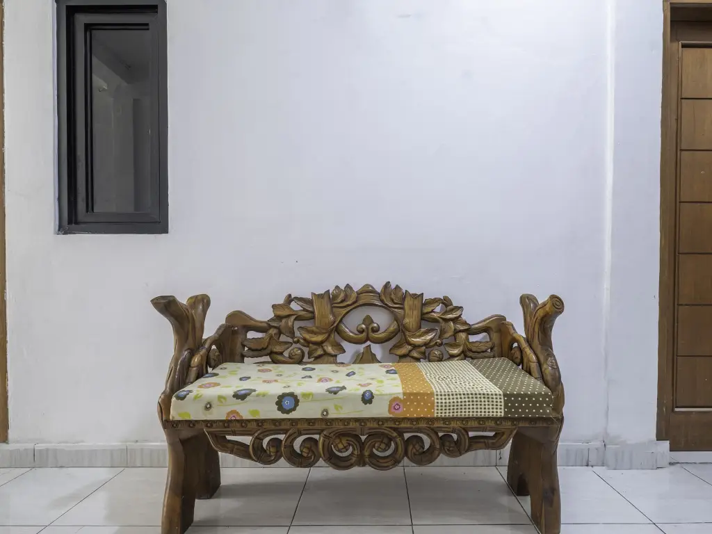 Караванг: OYO 2391 Baladewa Residence Syariah