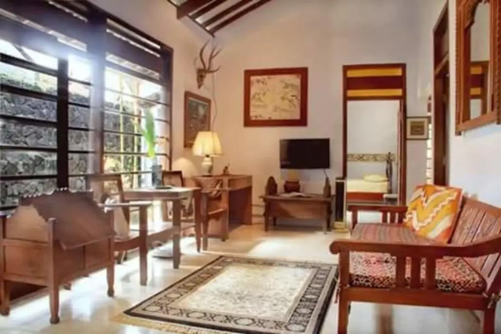 Депок: Aty Noor Homestay