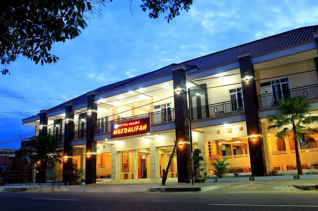 Суменеп: Hotel Resort Musdalifah