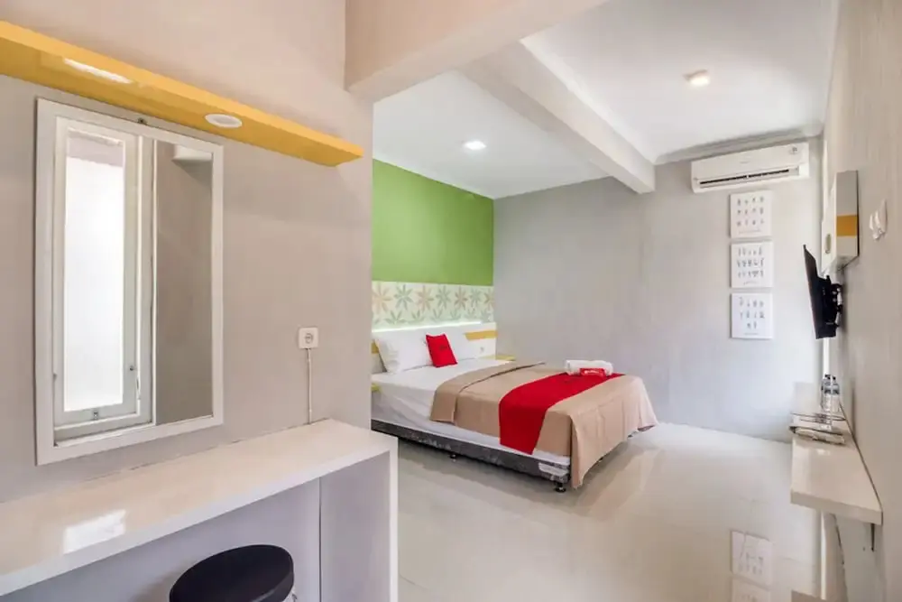 Джокьякарта: RedDoorz near Malioboro Tugu Station Jogja 2