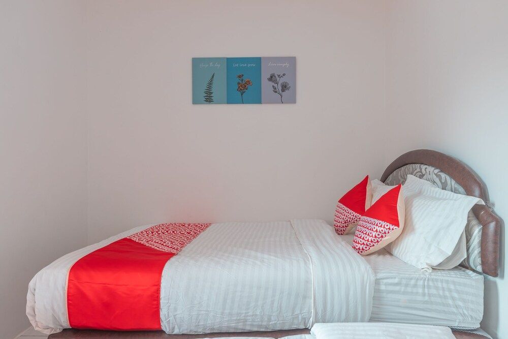 Депок: OYO 2229 Dolfie Residence