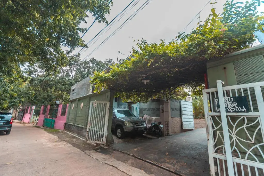 Депок: OYO 2229 Dolfie Residence