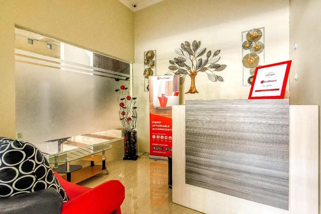 Сурабая: RedDoorz Syariah @ Kertomenanggal Surabaya