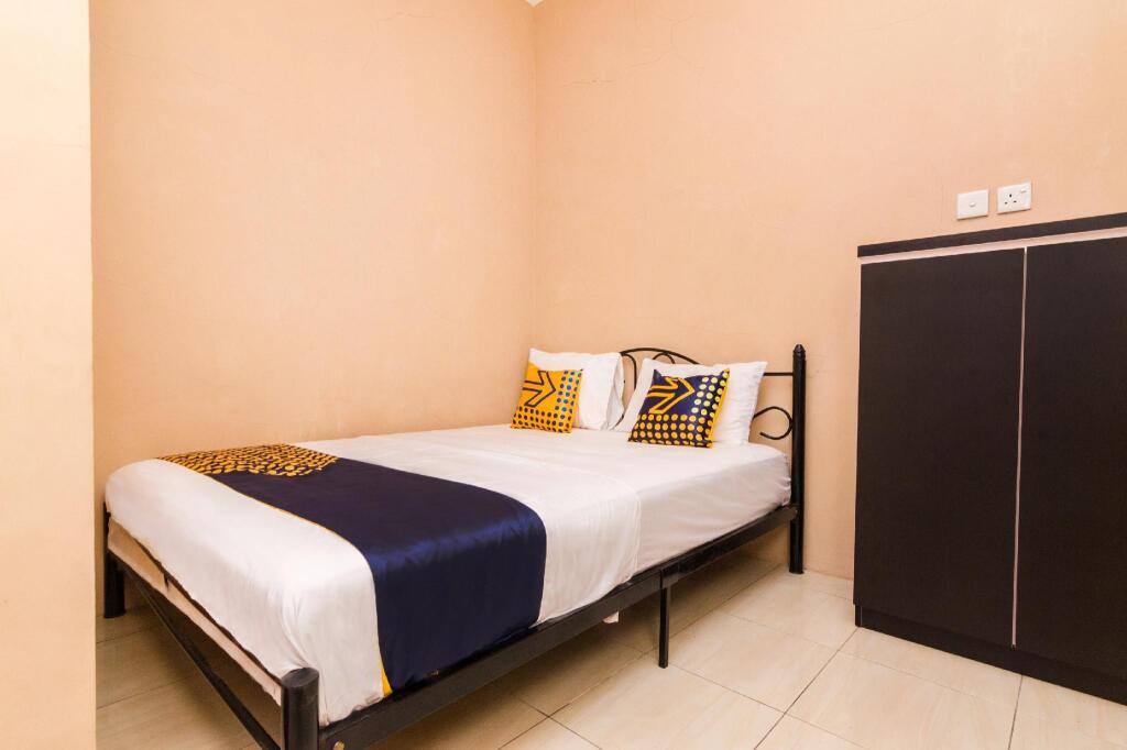 Батам: SPOT ON 2755 Zainab Homestay Syariah