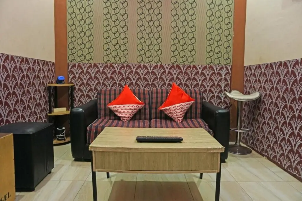 Танджунгджая: OYO 2860 The Castury Homestay Syariah