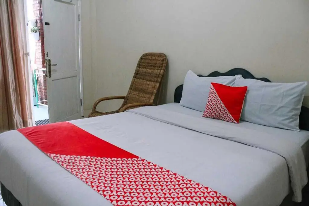Берастаги: OYO 2799 Berastagi Backpacker Rooms