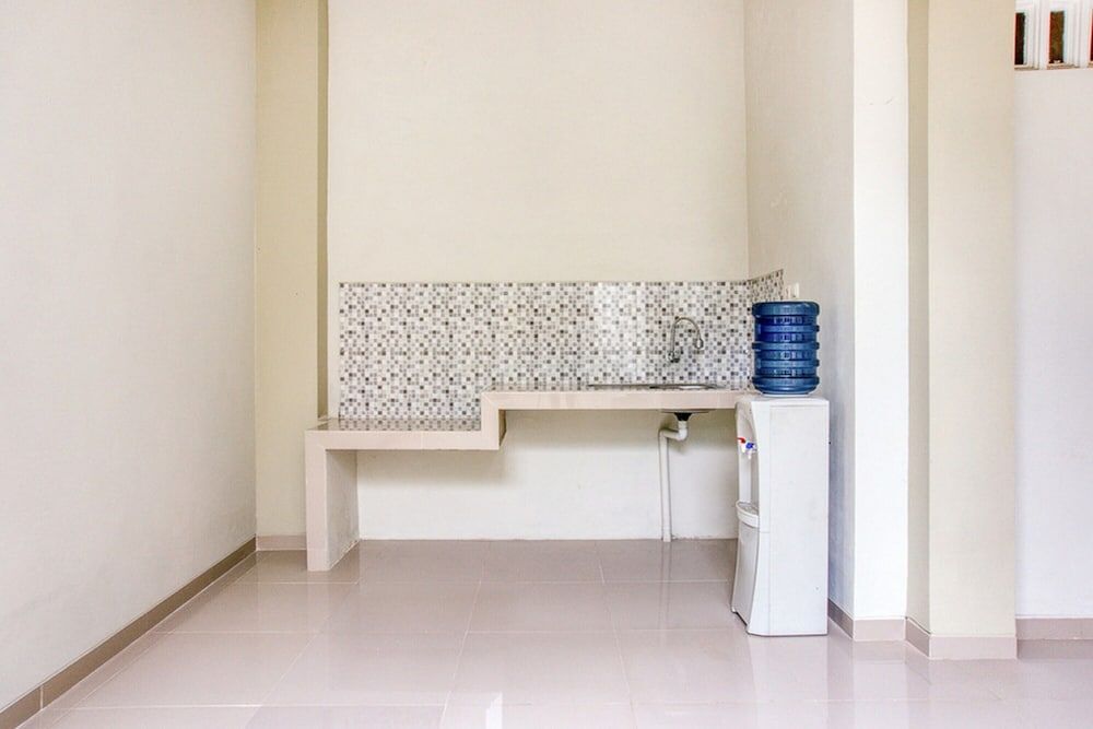 Депок: KoolKost Male Syariah near Pascasarjana UGM