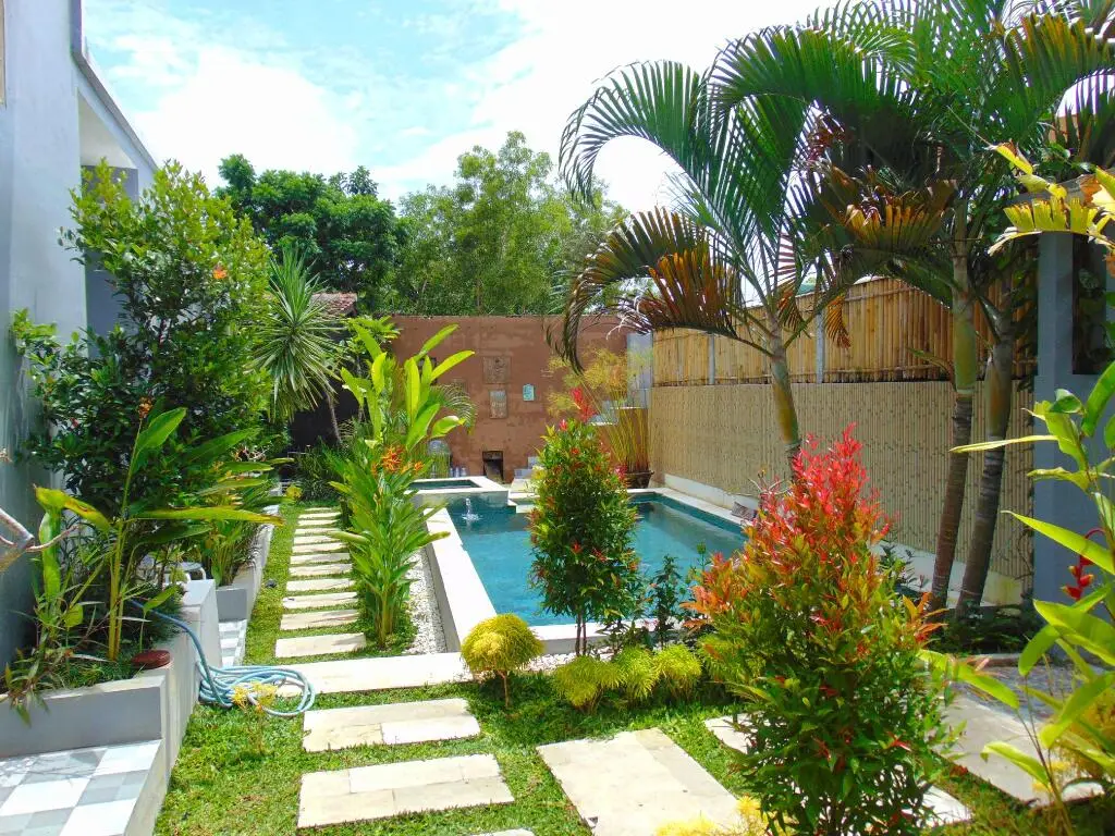 Пекату: Batu Kandik Homestay Uluwatu