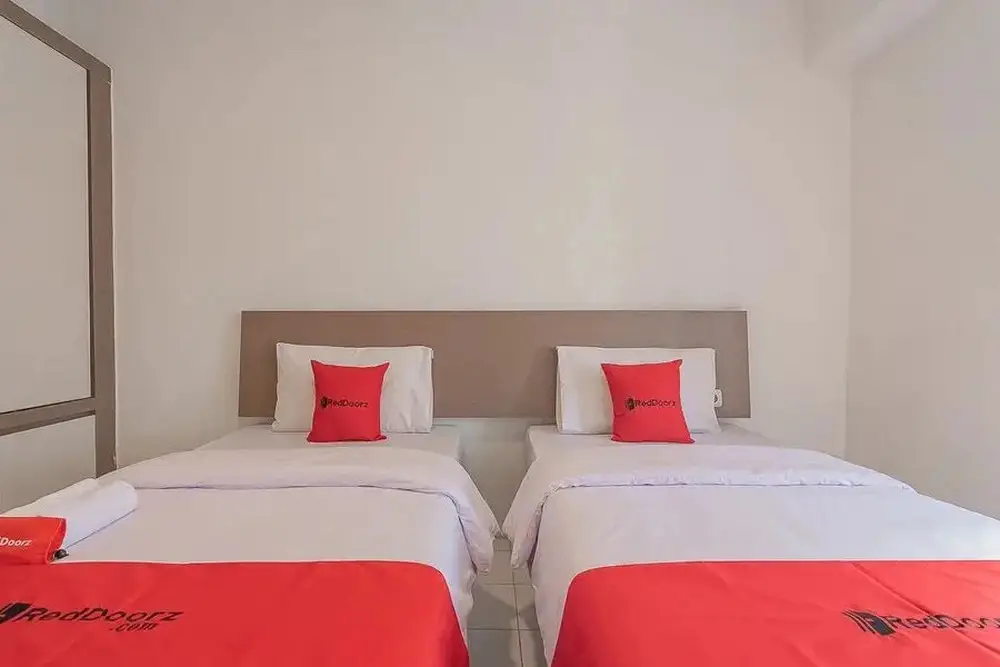 Бандунг: RedDoorz Apartment @ Emerald Towers Bandung