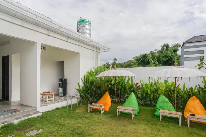 Унгасан: Uli Bali Hostel