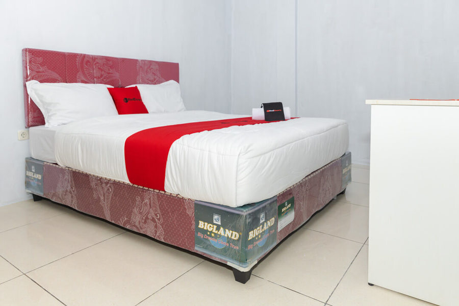 Манадо: RedDoorz Plus near Transmart Kairagi Dua Manado