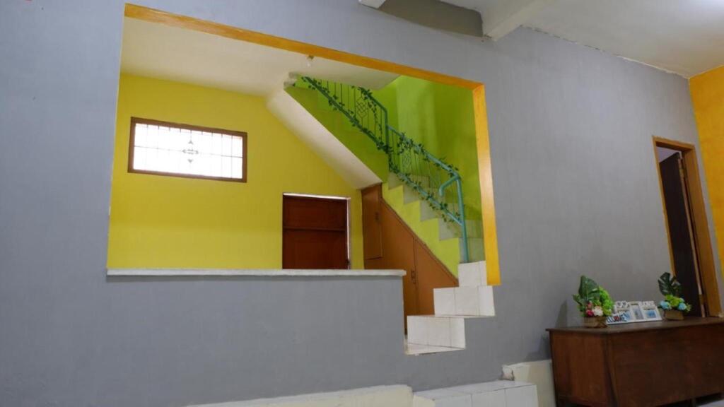Бату: Dul Haus Ir Guest House Syariah