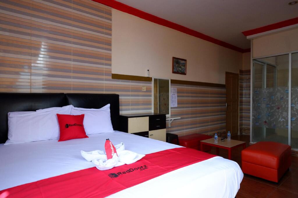 Кендари: RedDoorz near Kendari Beach 2