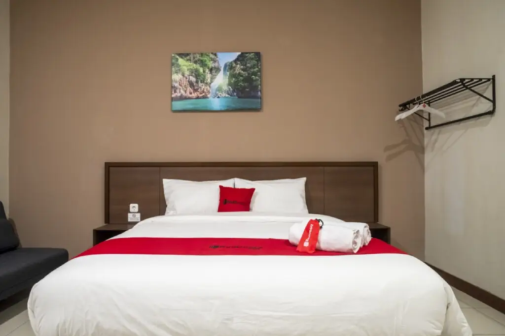 Семаранг: RedDoorz Plus near Ronggowarsito Museum Semarang