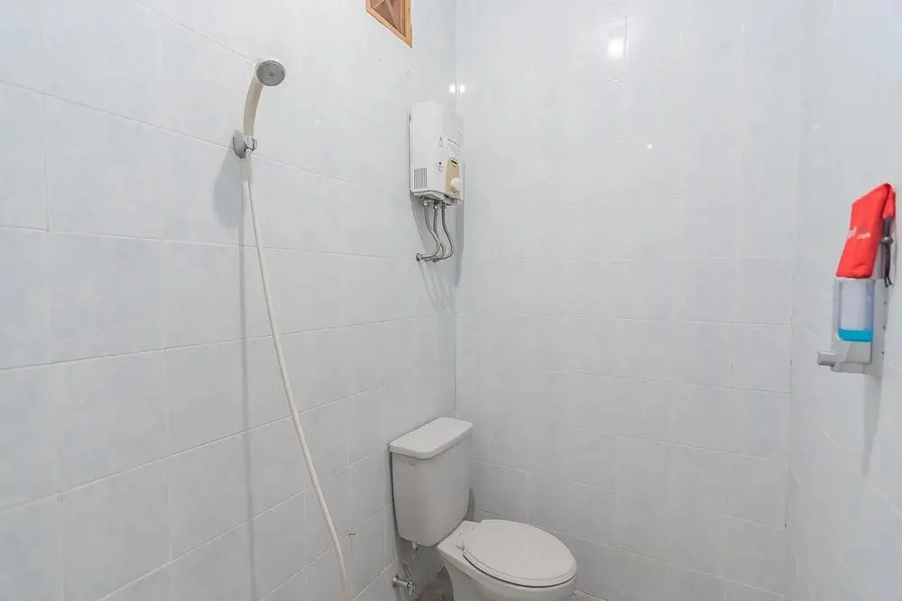Чиребон: RedDoorz @ Pemuda Street Cirebon