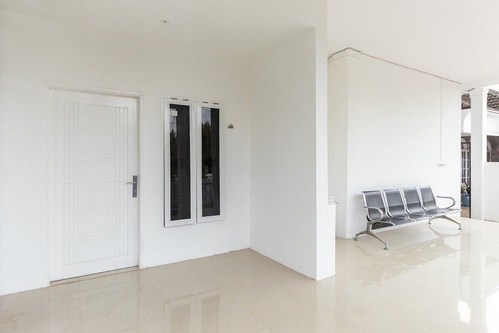 Медан: RedDoorz @ Medan Johor