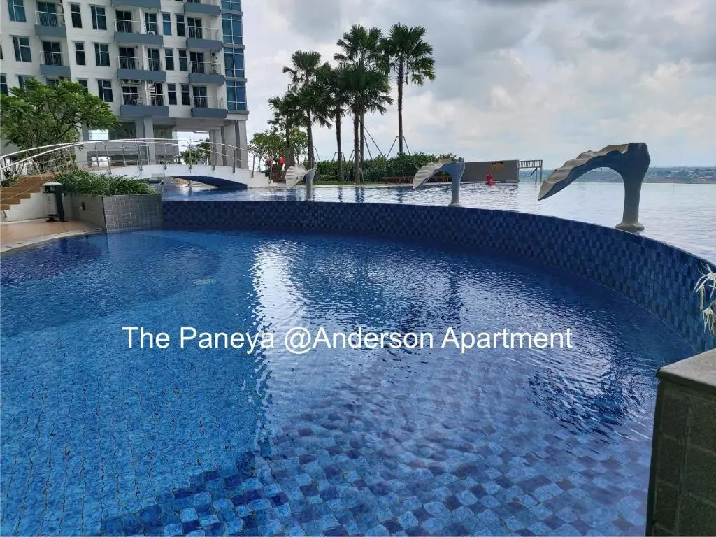 Сурабая: The Paneya @Anderson Apartment