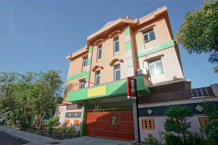 Батуретно: OYO 1419 Rhona Guest House Syariah