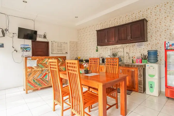 Чангу: Wahyu Guest House